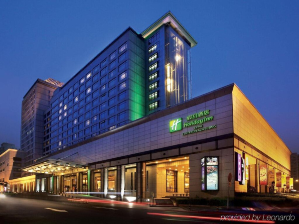 Отель "Holiday Inn Baku"